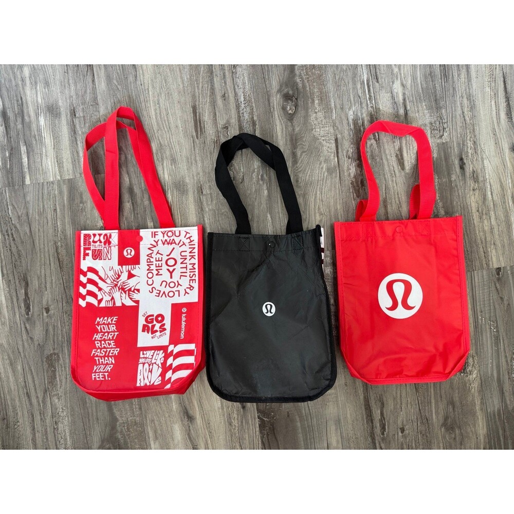(3) Lululemon Reusable bags